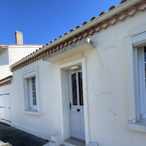 Nos réalisations façade à saintes Nos réalisations façade à saintes